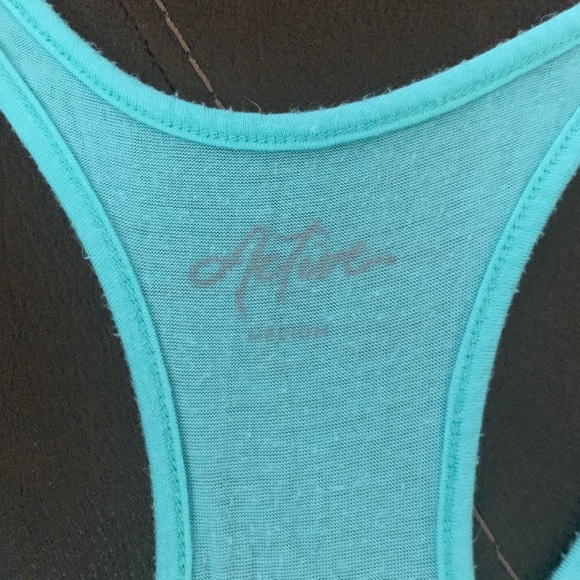 Active Razorback Tank - Picture 3 of 4